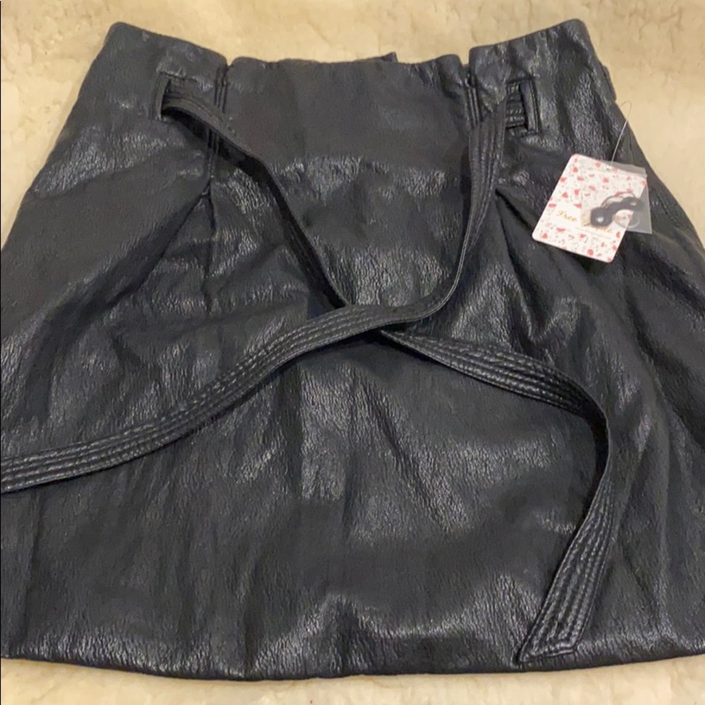 Free People Payton Paperbag Mini Skirt. - Picture 8 of 15